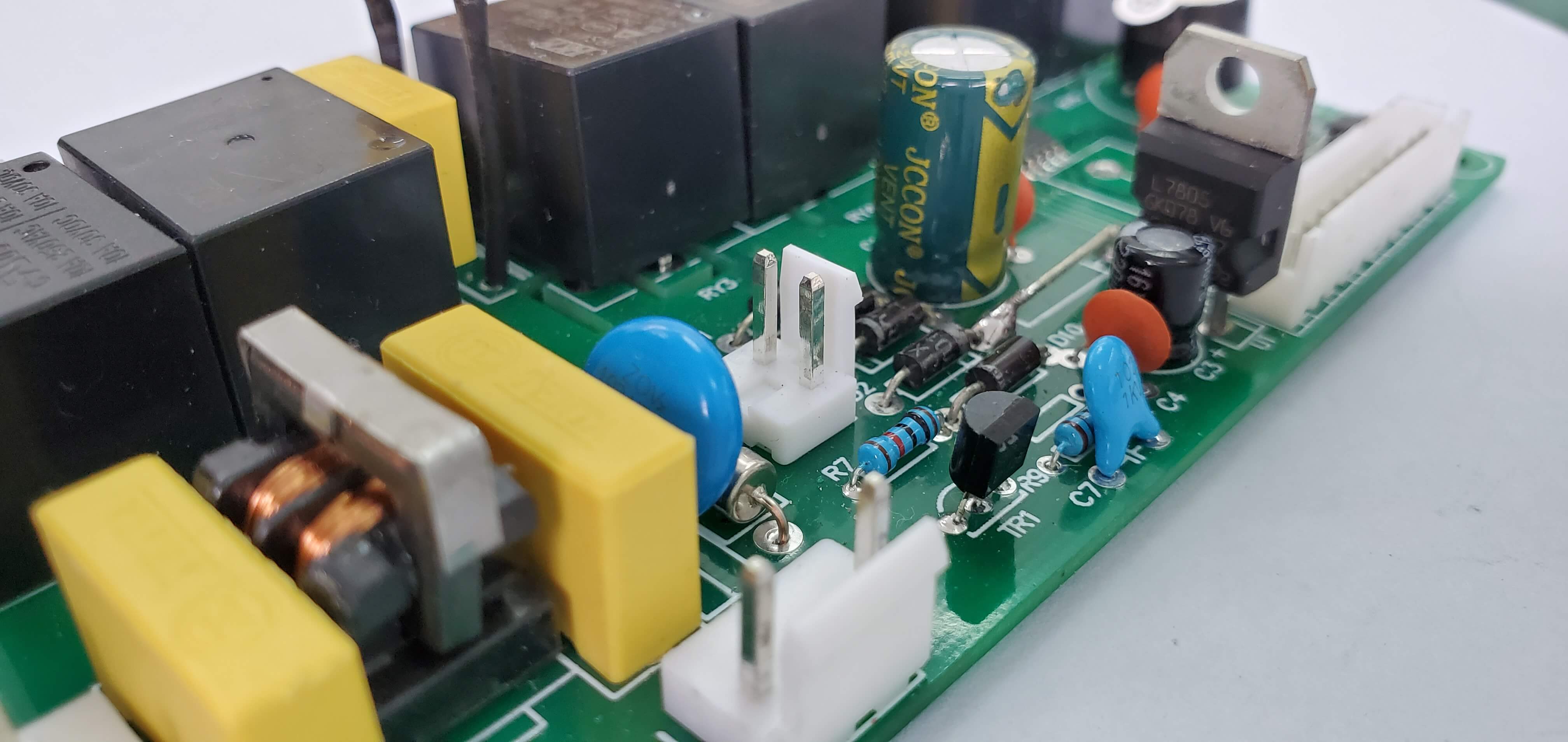 PCBA加工中PCB板变形的原因及其解决方法